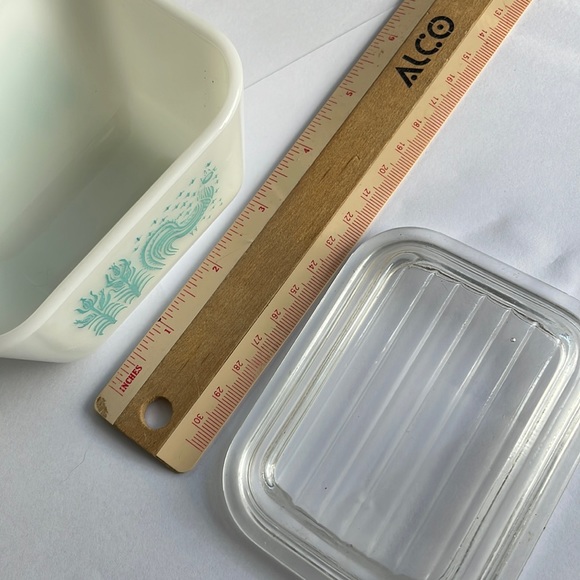 Vintage Pyrex Amish butterprint refrigerator dish 501 1 1/2cu… - Picture 12 of 16